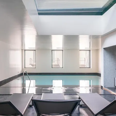 Whome | Av. Da Liberdade Deluxe W/ S-pool, Gym & Parking Appartamento