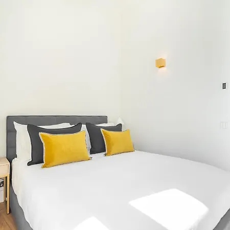 Whome | Av. Da Liberdade Deluxe W/ S-pool, Gym & Parking Lisboa